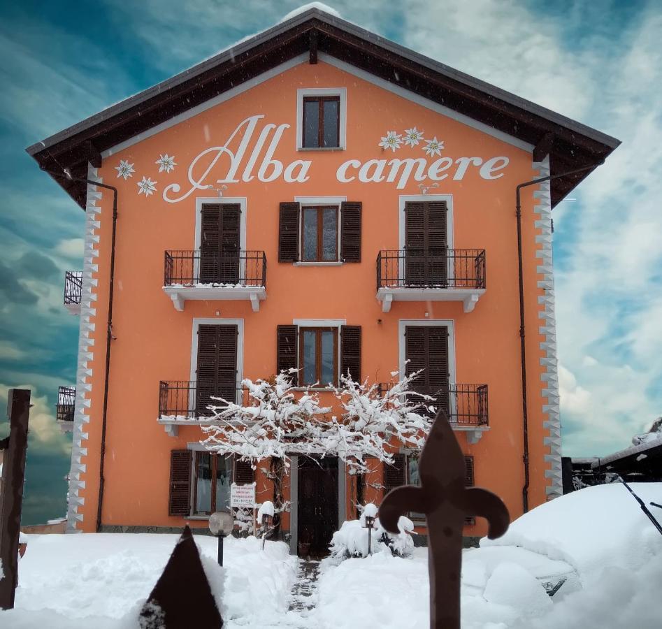 Alba Camere Chiomonte Bagian luar foto